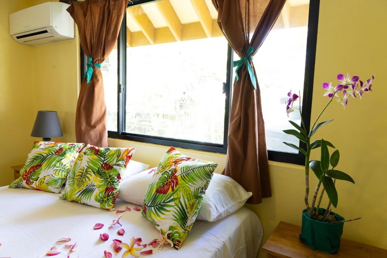 Fare Manava Villa Бора Бора Екстериор снимка